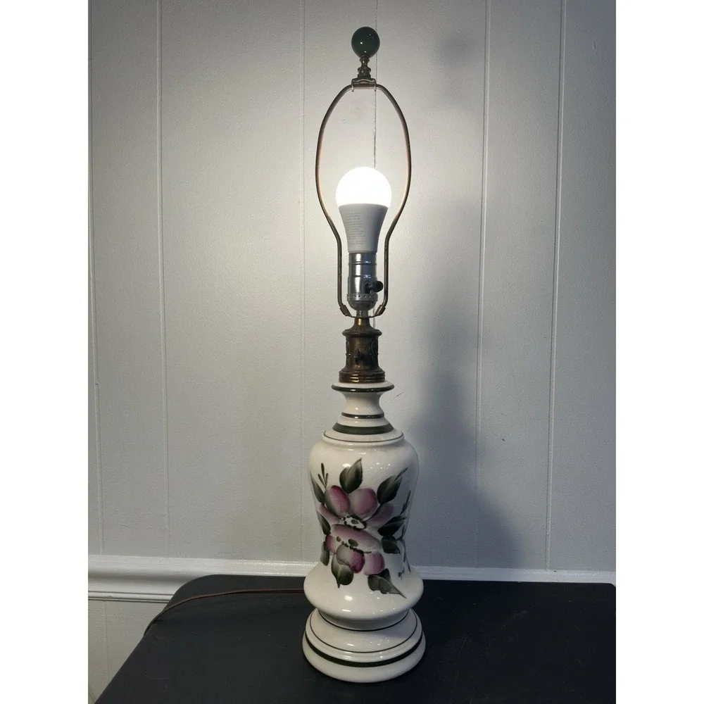 VTG Hand-Painted Crackle Ceramic Table Lamp Pink Floral Brass Hollywood Regency‎